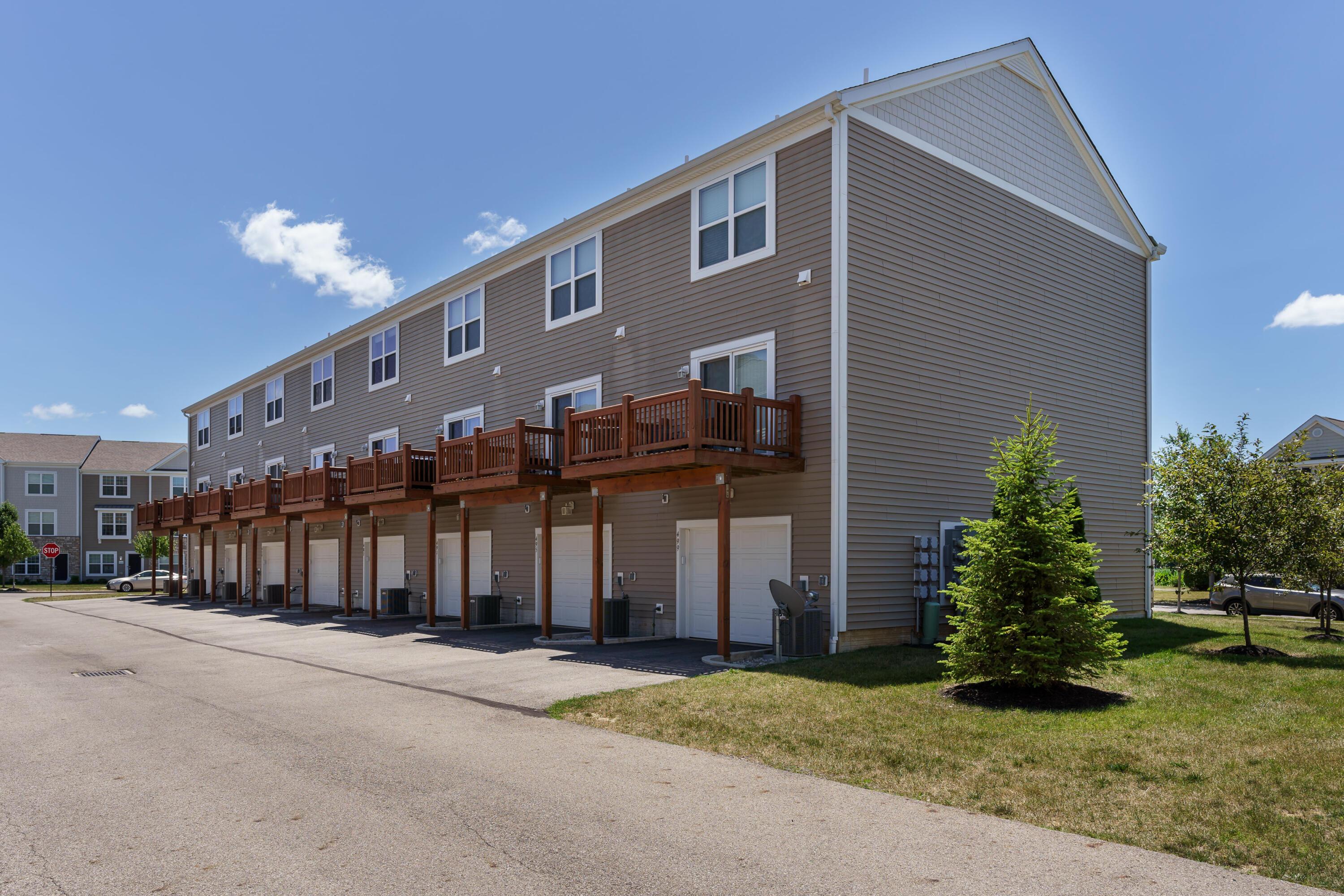 487 Autumn Ridge Circle Pickerington, OH 43147 - Photo 31 of 32 Back of unit