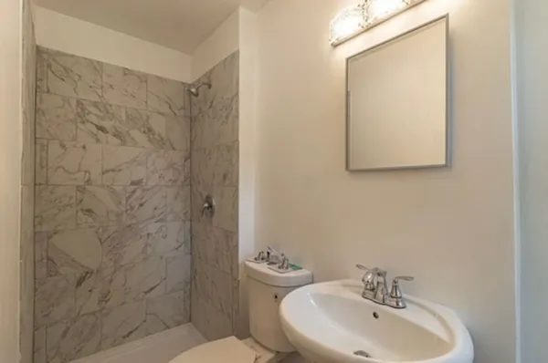 $3,000 | 725 Cumberland Street, Hoffman Estates, IL 60169