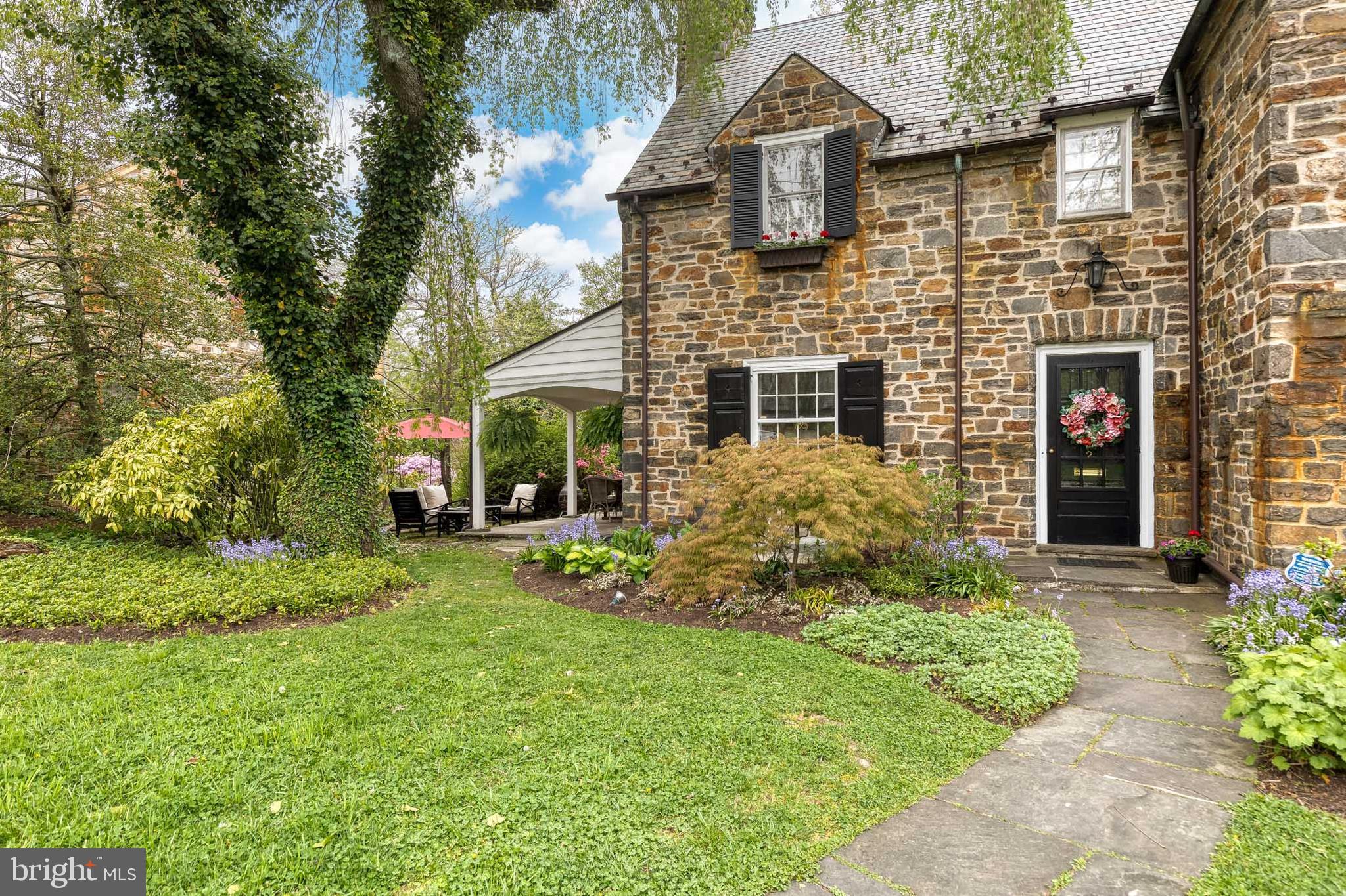 212 Paddington Road Baltimore, MD 21212 - Photo 4 of 53