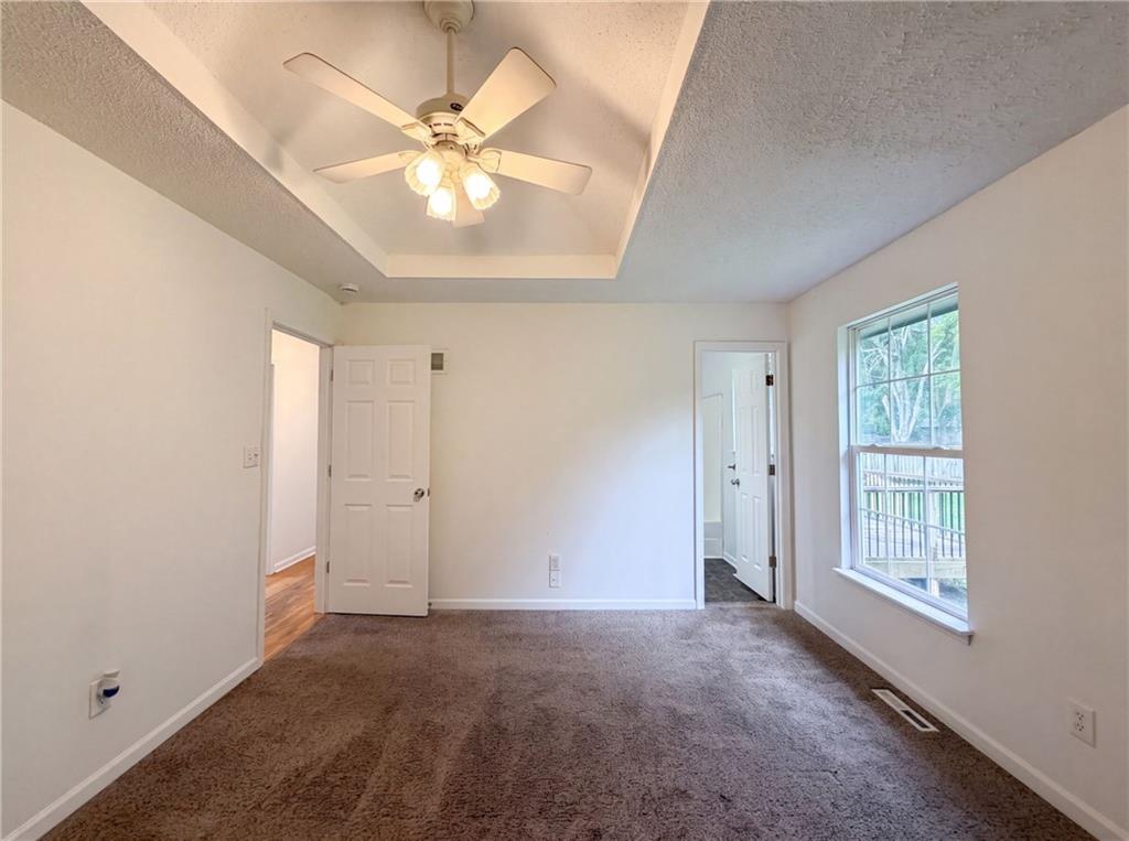 1706 North Lazy Branch Road Independence, MO 64058 - Photo 4 of 13