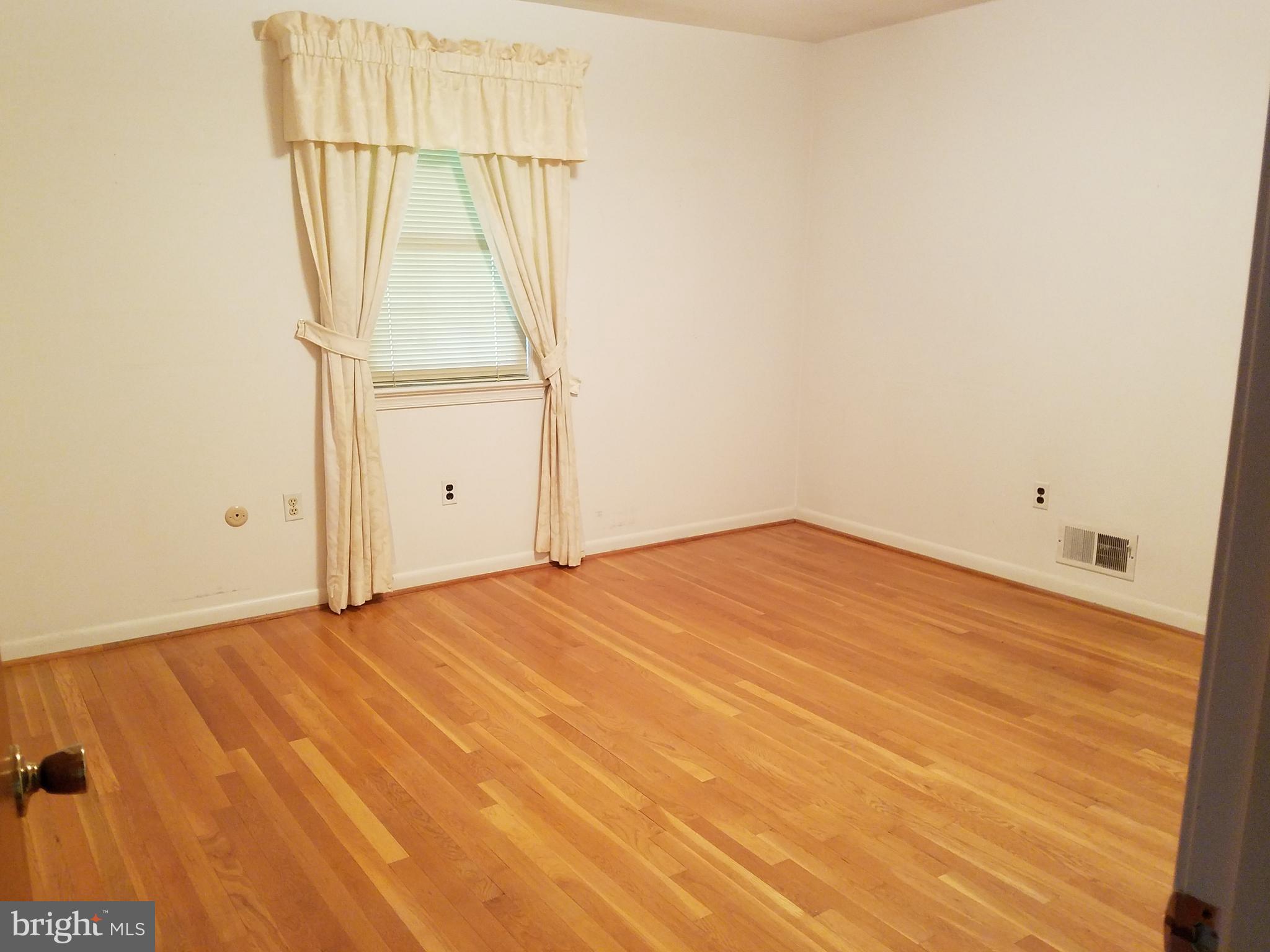 5903 Windham Road Laurel, MD 20707 - Photo 5 of 16 Note the gorgeous hardwood floors!