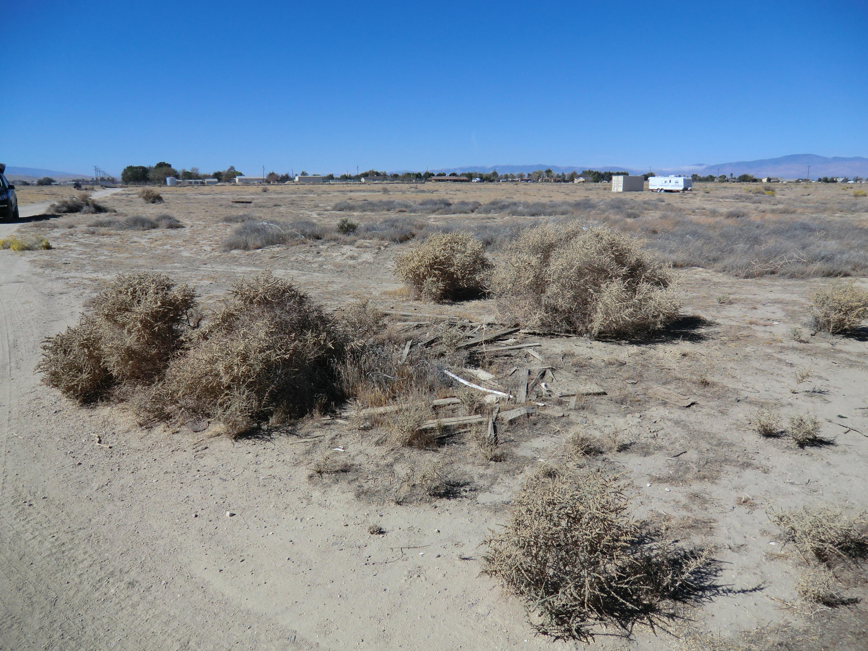 77 Stw Lancaster, CA 93536 - Photo 7 of 13 a view of dirt field and covered with snow