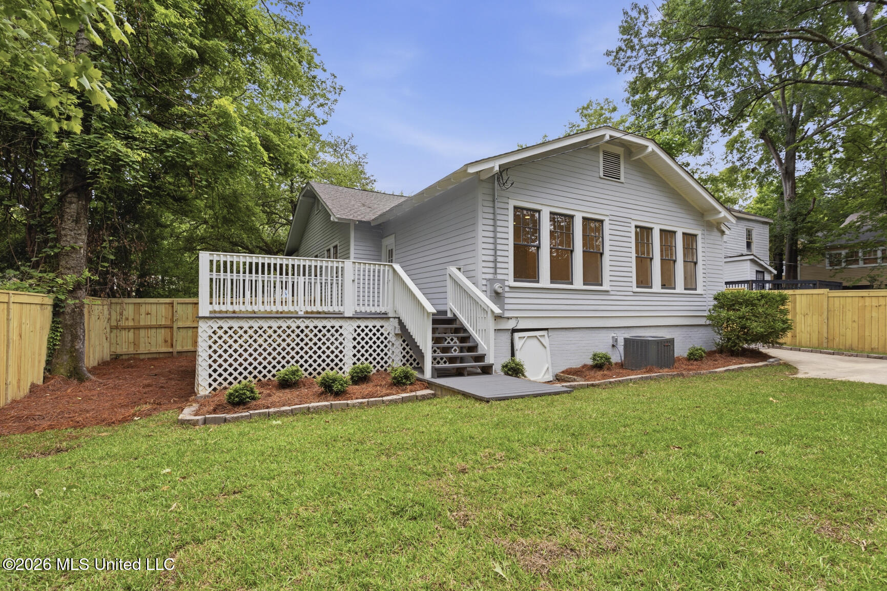 820 Fairview Street Jackson, MS 39202 - Photo 29 of 29 820 Fairview-32