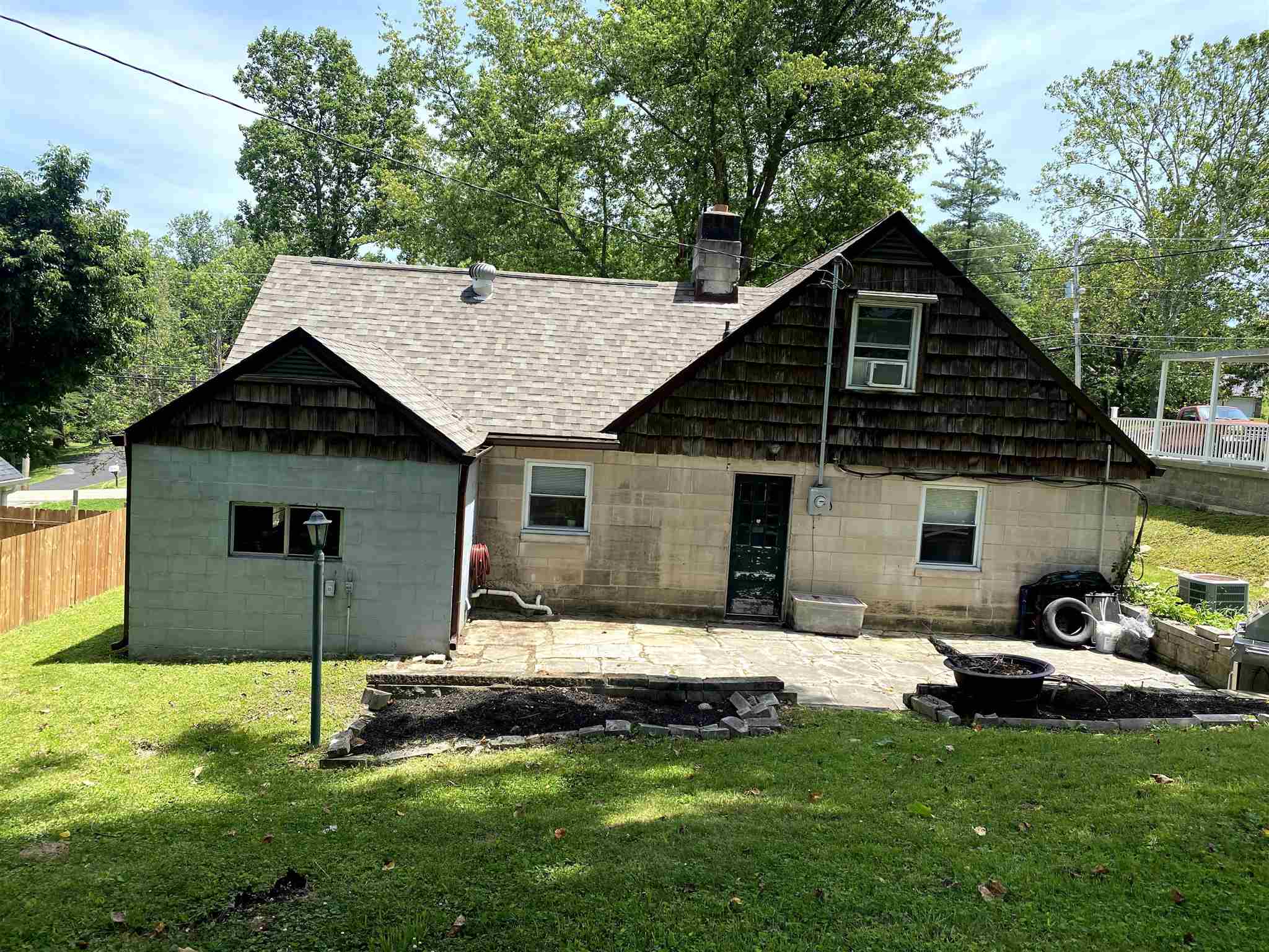 121 Mt Pleasant Road Bedford, IN 47421 - Photo 21 of 22