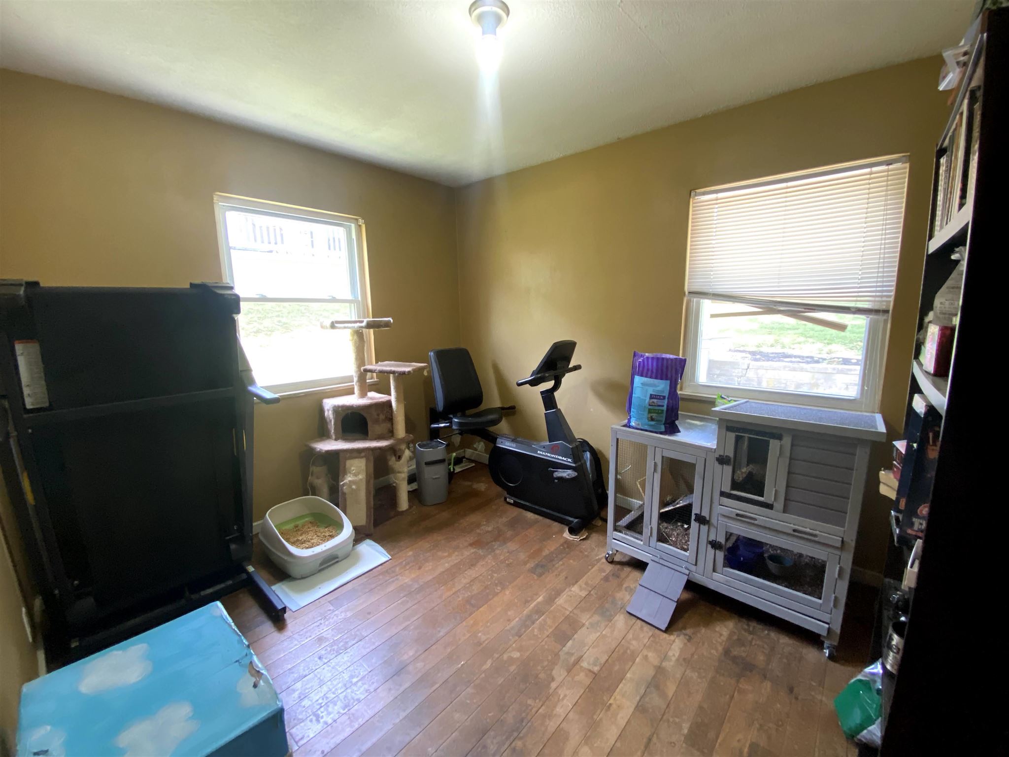 121 Mt Pleasant Road Bedford, IN 47421 - Photo 8 of 22