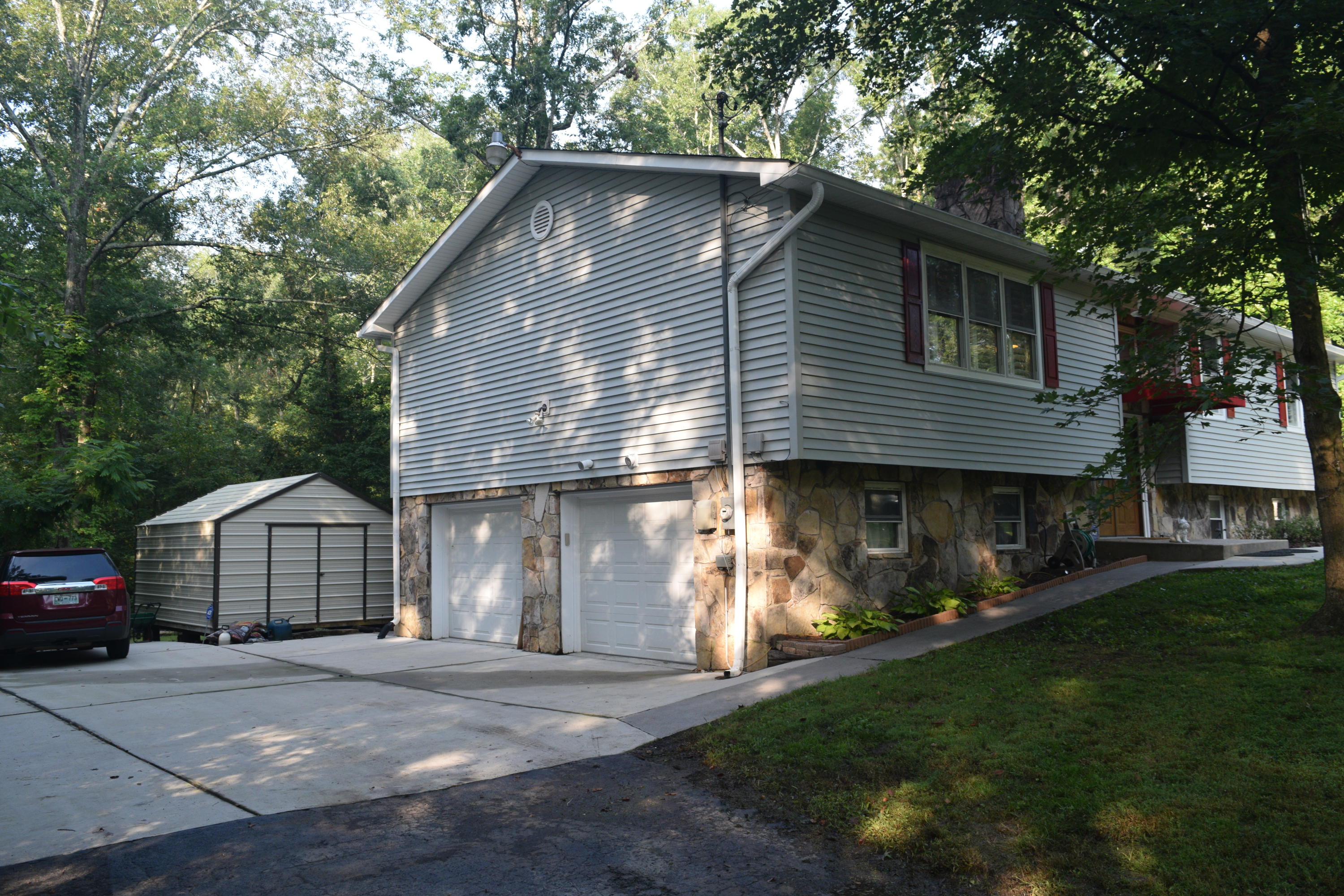 2411 Hensley Road Cleveland, TN 37312 - Photo 8 of 43 EA02E21F-59F1-46C1-93C4-5D46E3EBF2A4