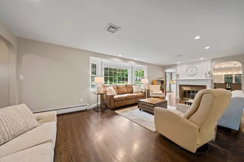 $949,000 | 296 Chapman Street, Canton, MA 02021