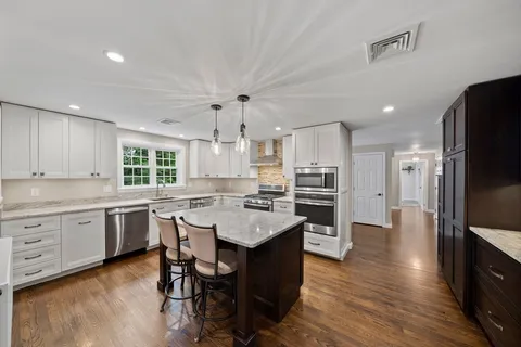 $949,000 | 296 Chapman Street, Canton, MA 02021