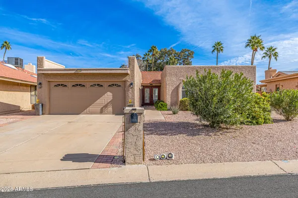 $599,000 | 26241 South Lakemont Drive, Sun Lakes, AZ 85248
