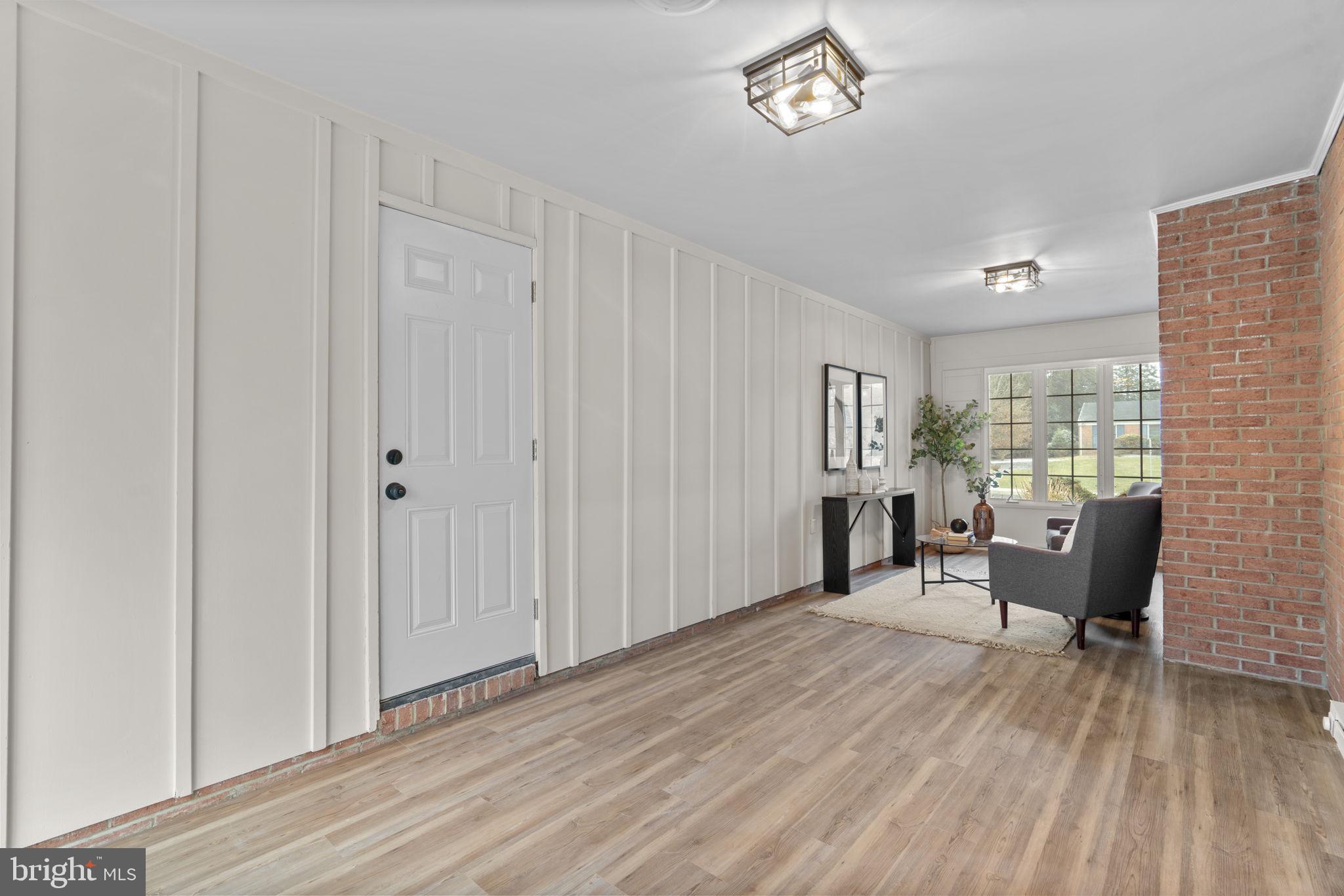 9122 Northfield Road Ellicott City, MD 21042 - Photo 17 of 60 Sunroom