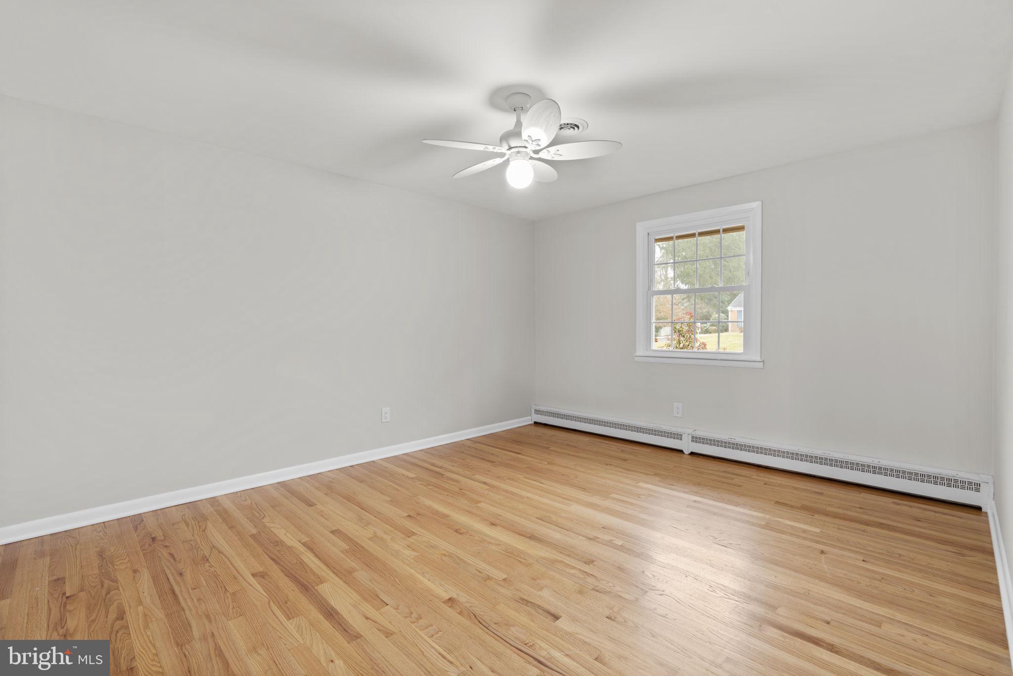 9122 Northfield Road Ellicott City, MD 21042 - Photo 31 of 60 Main Level Bedroom 3