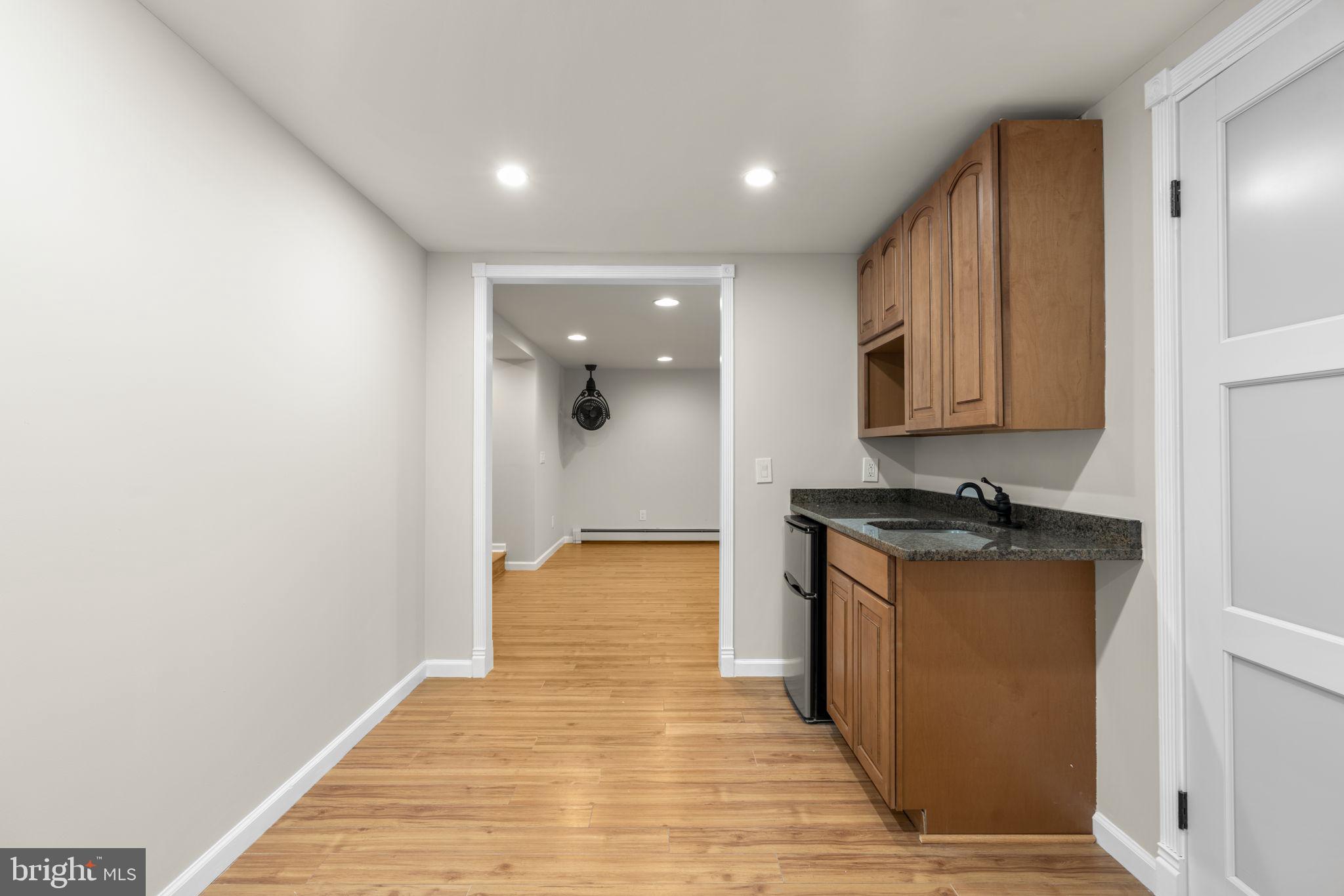 9122 Northfield Road Ellicott City, MD 21042 - Photo 39 of 60 Lower Level Wet Bar