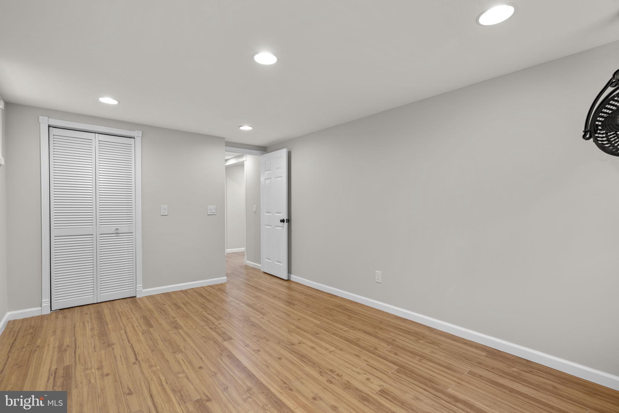 9122 Northfield Road Ellicott City, MD 21042 - Photo 45 of 60 Lower Level Bedroom 5