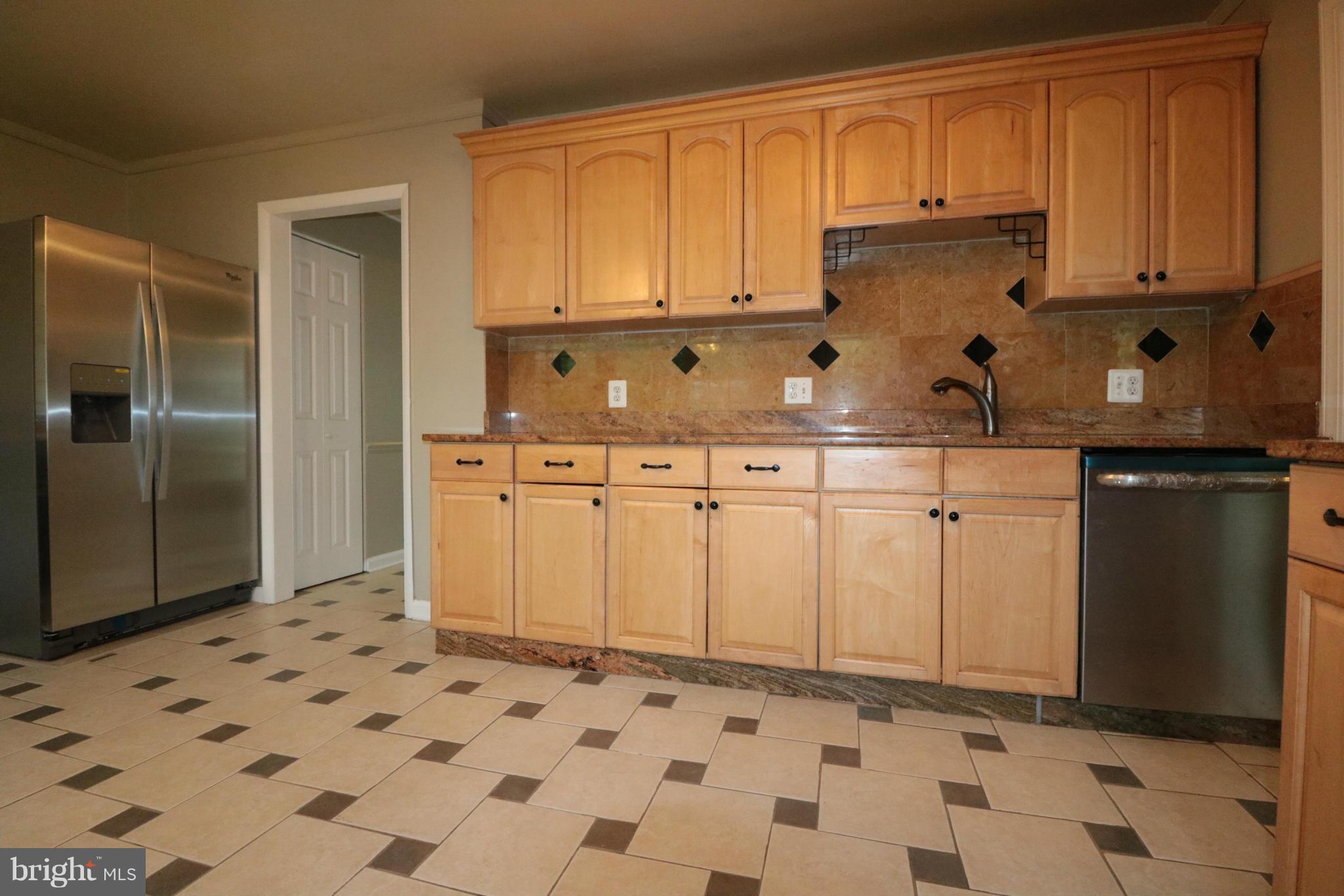 1316 Canyon Road Silver Spring, MD 20904 - Photo 16 of 30 Kitchen