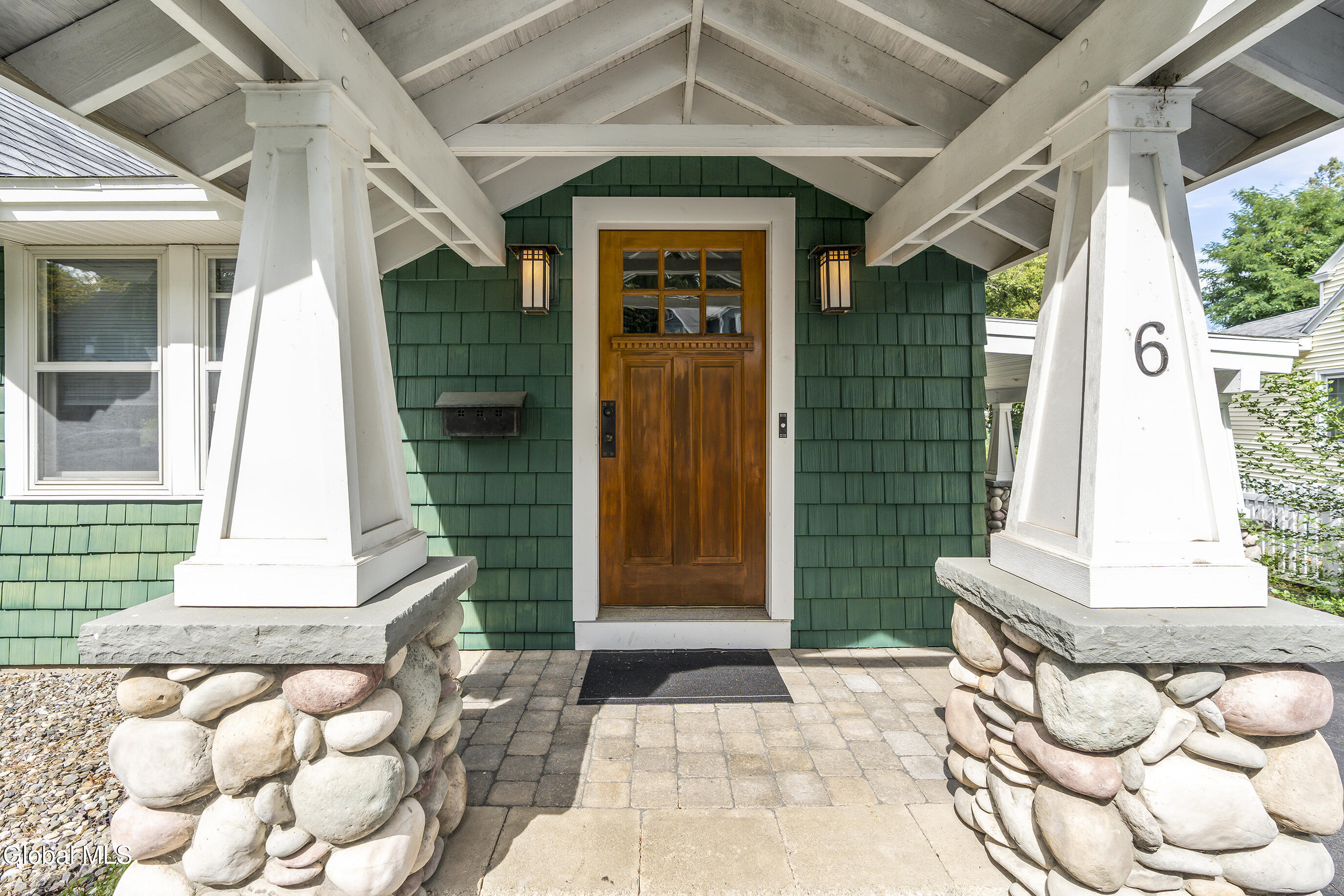 6 Oxford Road Albany, NY 12203 - Photo 2 of 33 003-6-Oxford-Rd