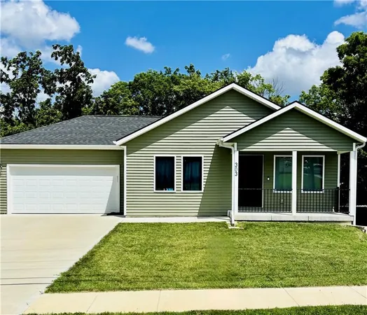 $350,000 | 303 North Lexington Street, Harrisonville, MO 64701