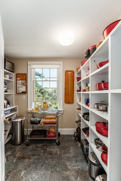 25 Salt Island Road Gloucester, MA 01930 - Photo 10 of 37 a room with furniture a rug toys and a window