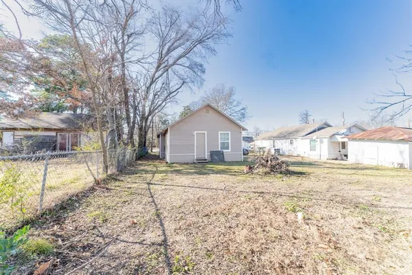$1,500 | 604 West A Street, Sulphur Springs, TX 75482
