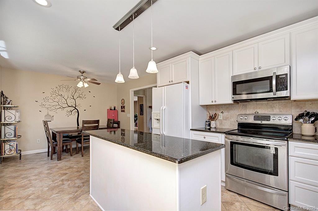 9101 Surrey Road Mint Hill, NC 28227 - Photo 3 of 26 Gallery Image 3
