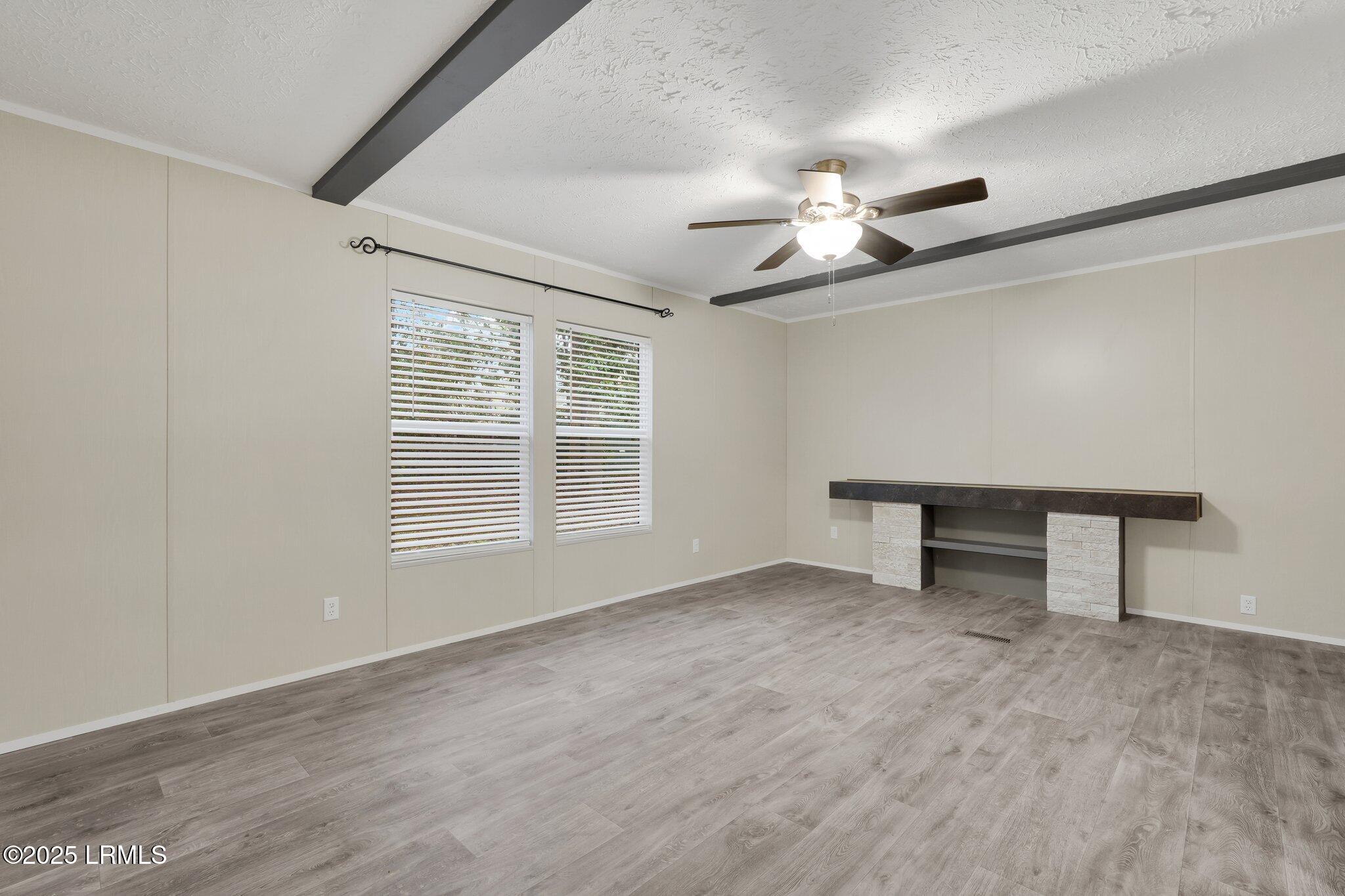 98 Sams Point Road Beaufort, SC 29907 - Photo 30 of 47 DEn1