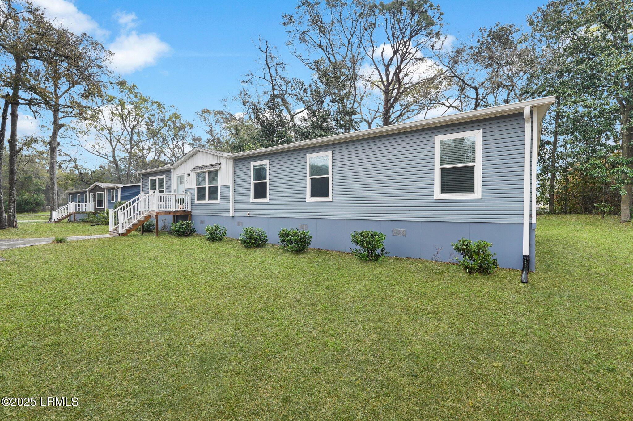 98 Sams Point Road Beaufort, SC 29907 - Photo 3 of 47 60-web-or-mls-DSC07842a