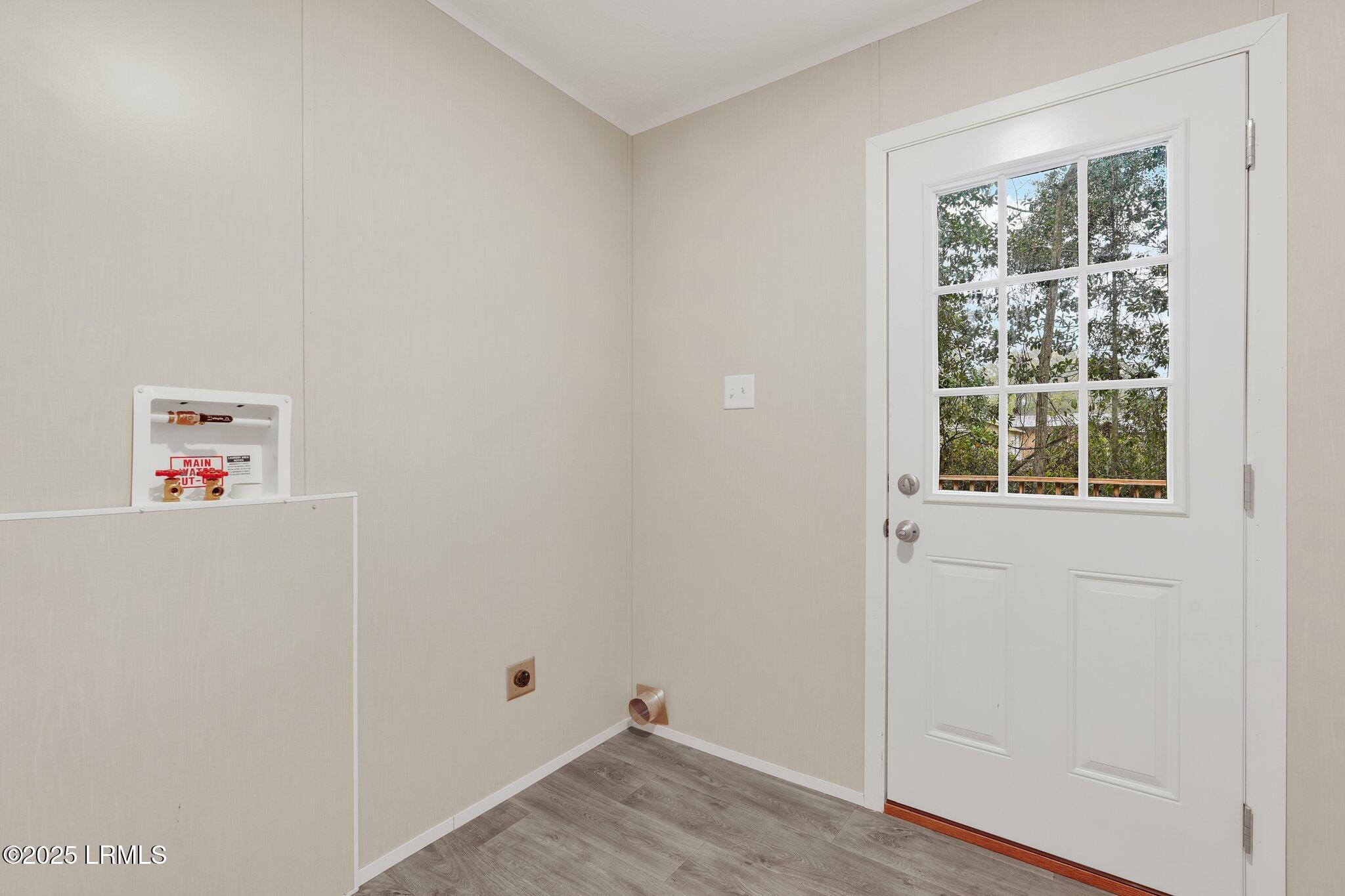 98 Sams Point Road Beaufort, SC 29907 - Photo 32 of 47 36-web-or-mls-DSC07745