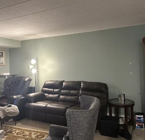$300,000 | 110 West Butterfield Road, Unit 402S, Elmhurst, IL 60126