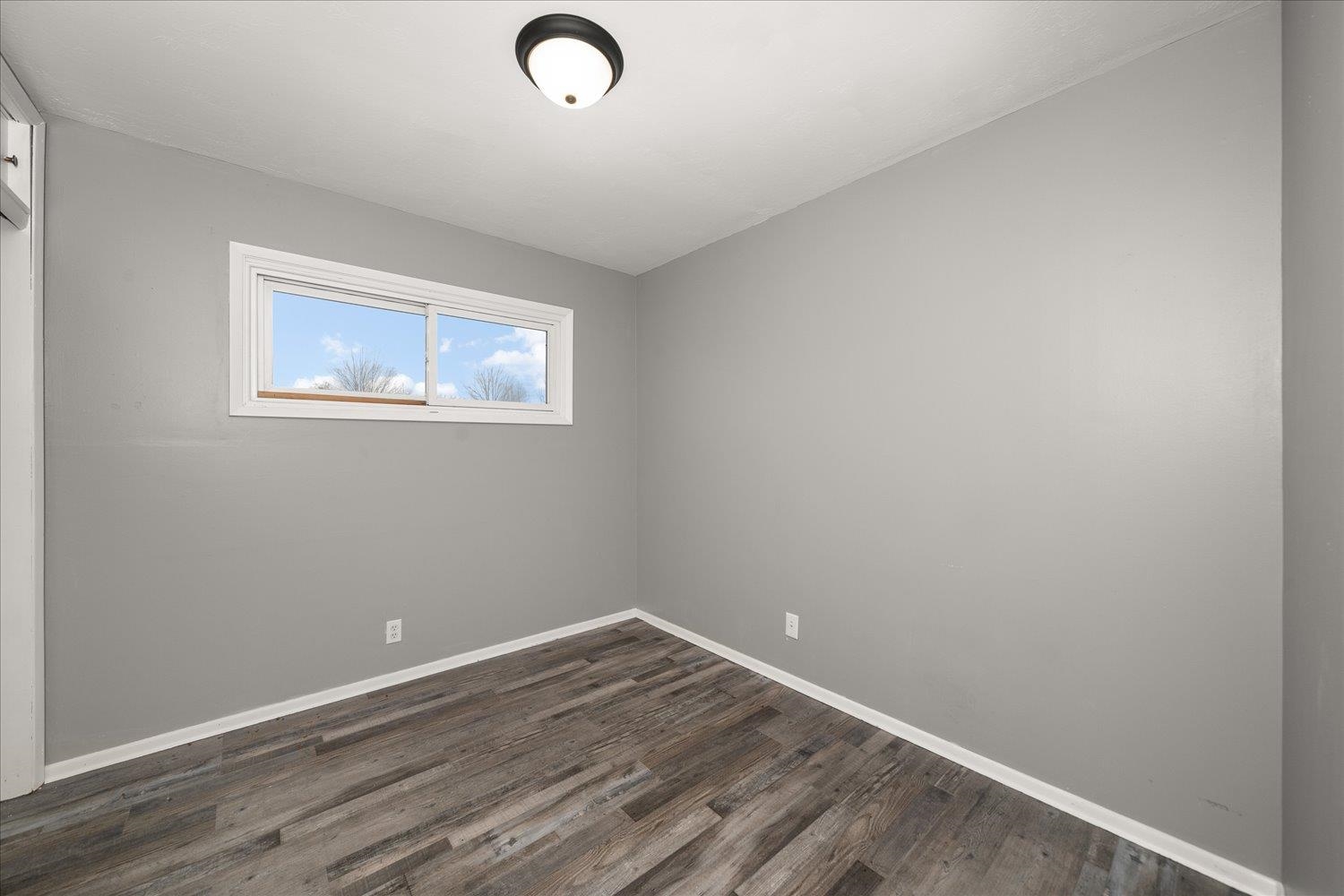 302 South Sullivan Road Spokane Valley, WA 99037 - Photo 15 of 50