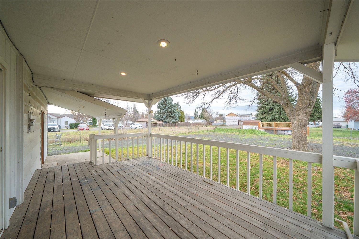 302 South Sullivan Road Spokane Valley, WA 99037 - Photo 26 of 50