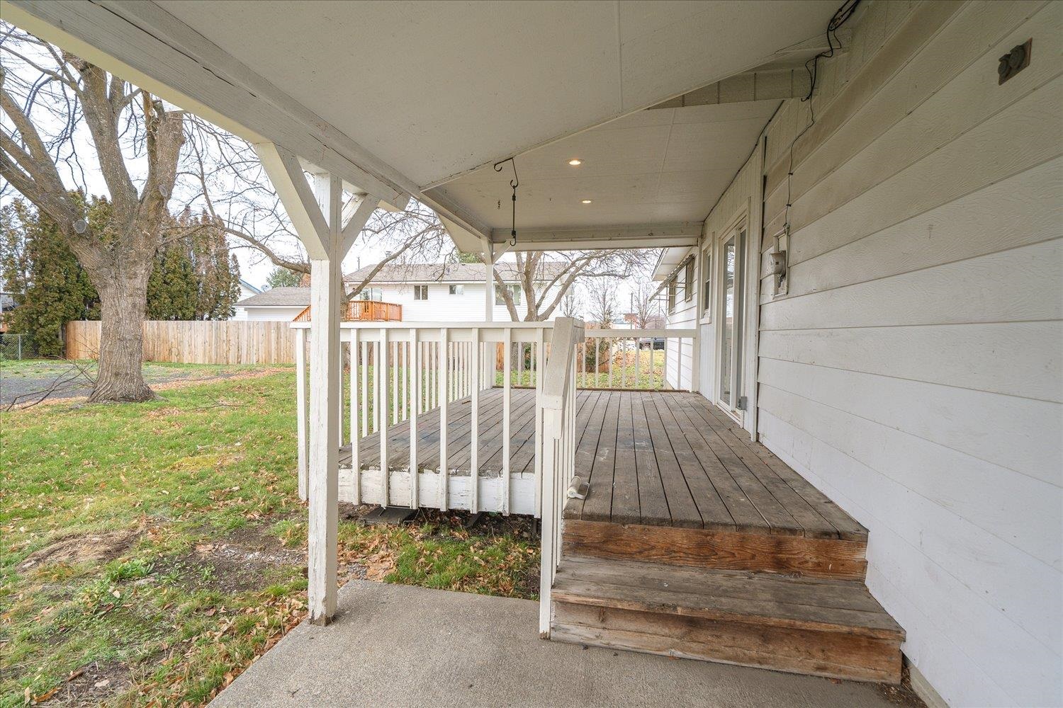 302 South Sullivan Road Spokane Valley, WA 99037 - Photo 27 of 50