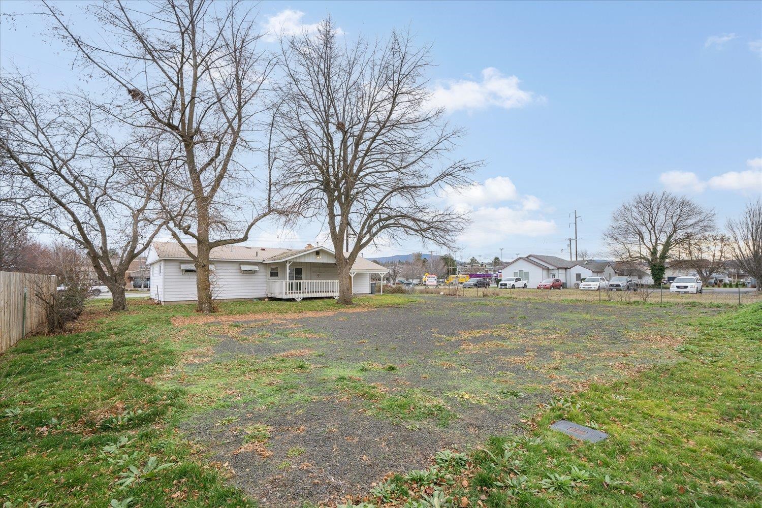 302 South Sullivan Road Spokane Valley, WA 99037 - Photo 31 of 50