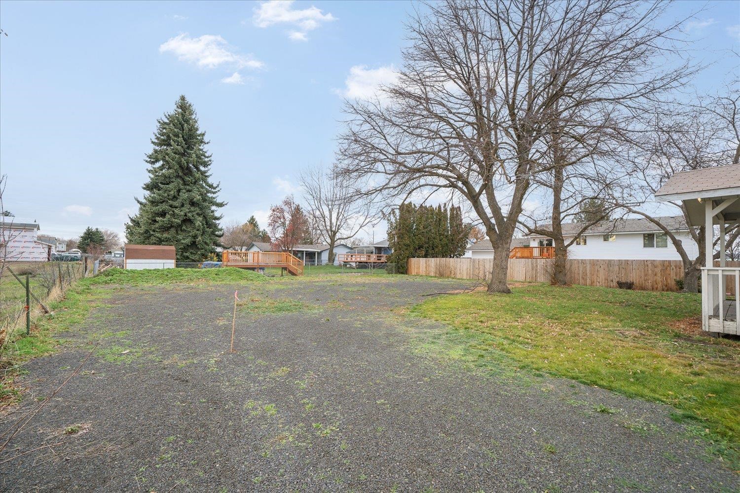 302 South Sullivan Road Spokane Valley, WA 99037 - Photo 33 of 50