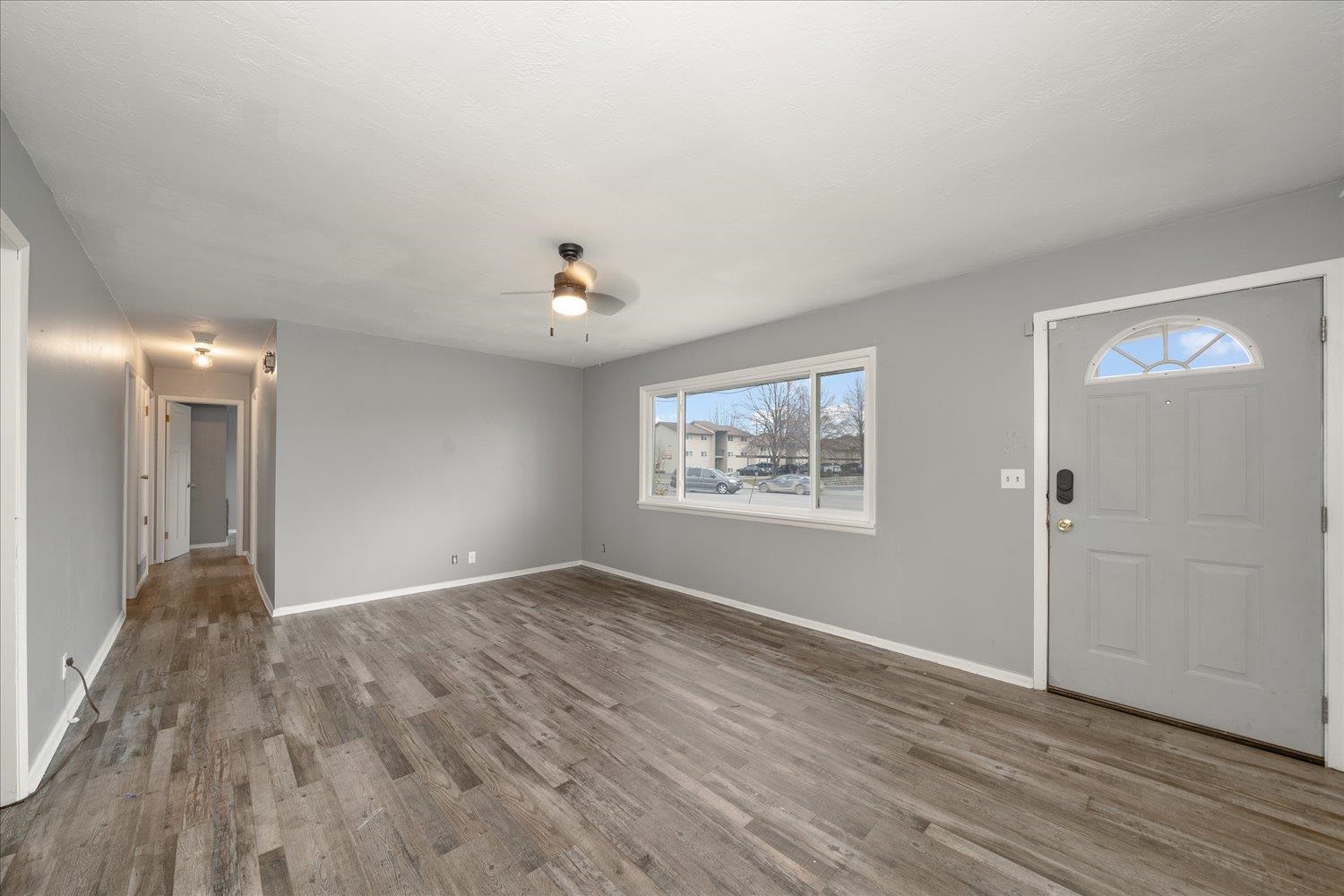 302 South Sullivan Road Spokane Valley, WA 99037 - Photo 5 of 50