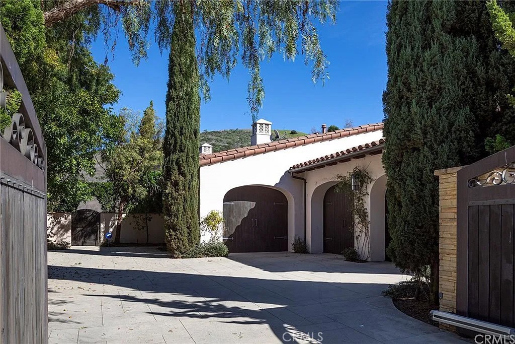 59 Vernal Spring Irvine, CA 92603 - Photo 31 of 33 a view of a door of the house