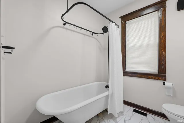 $200,000 | 2825 Forest Avenue, Evansville, IN 47712