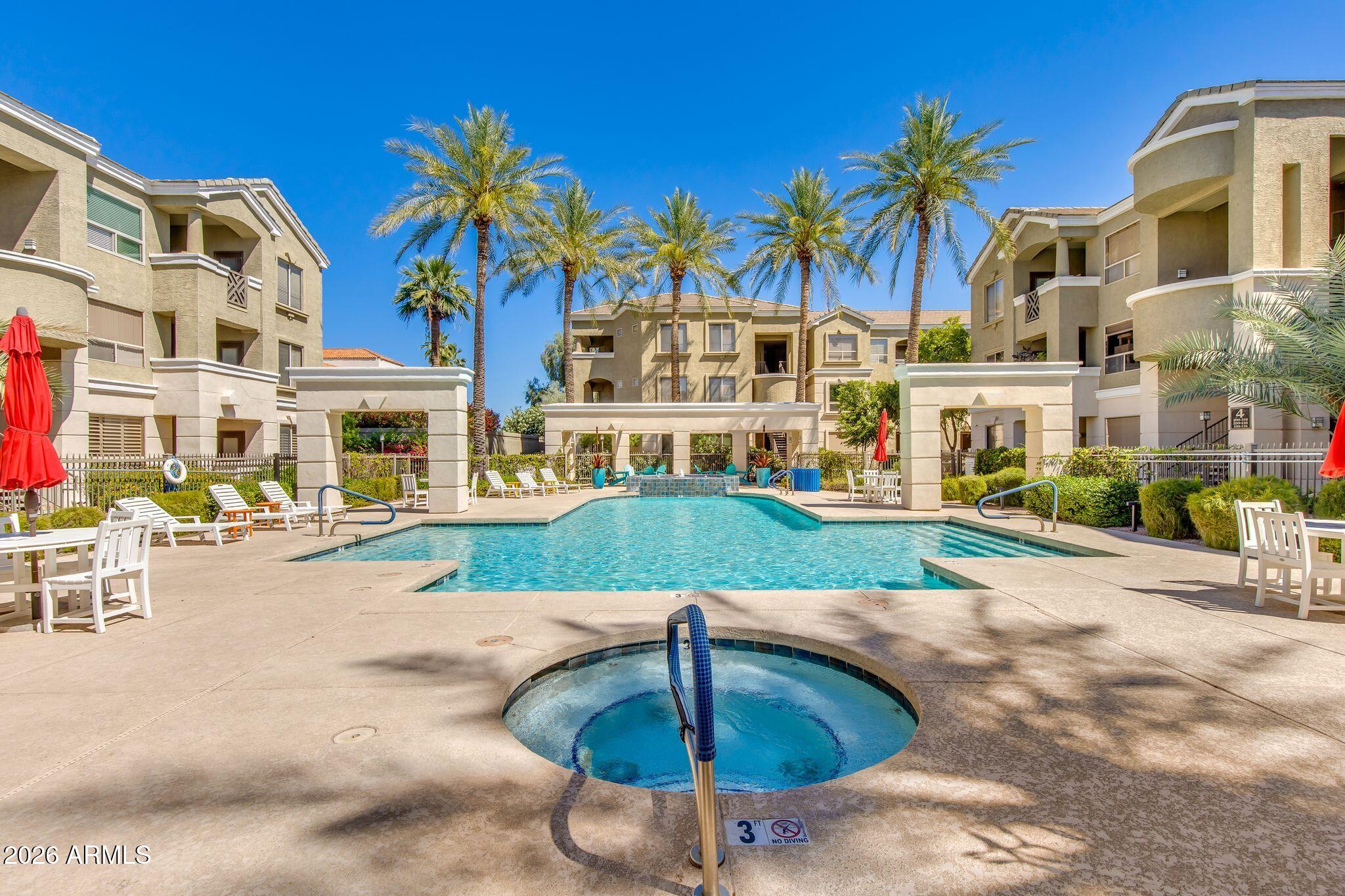 5303 North 7th Street, Unit 215 Phoenix, AZ 85014 - Photo 6 of 30 Community Pool