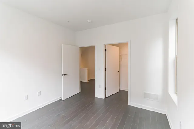 $5,700 | 2001 Beach Street, Unit 3111, Philadelphia, PA 19125