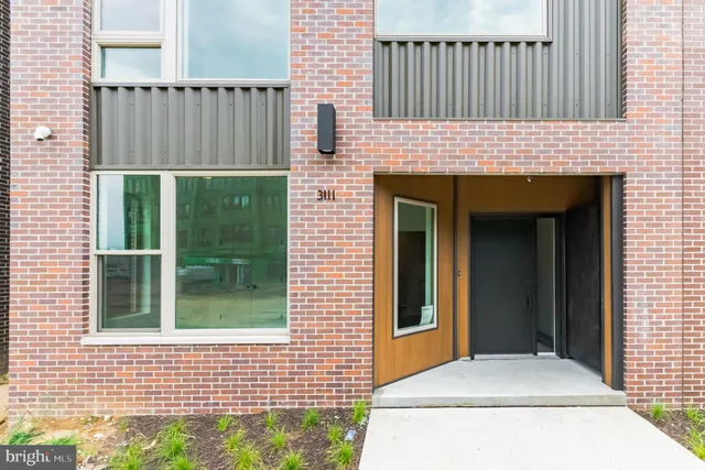 $5,700 | 2001 Beach Street, Unit 3111, Philadelphia, PA 19125