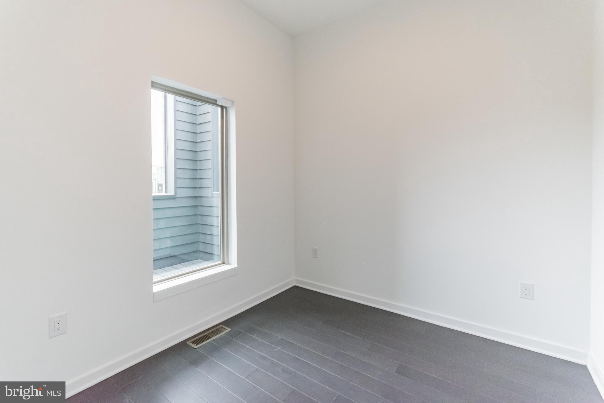 2001 Beach Street, Unit 3111 Philadelphia, PA 19125 - Photo 24 of 30 Office/Bonus Room