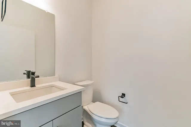 $5,700 | 2001 Beach Street, Unit 3111, Philadelphia, PA 19125