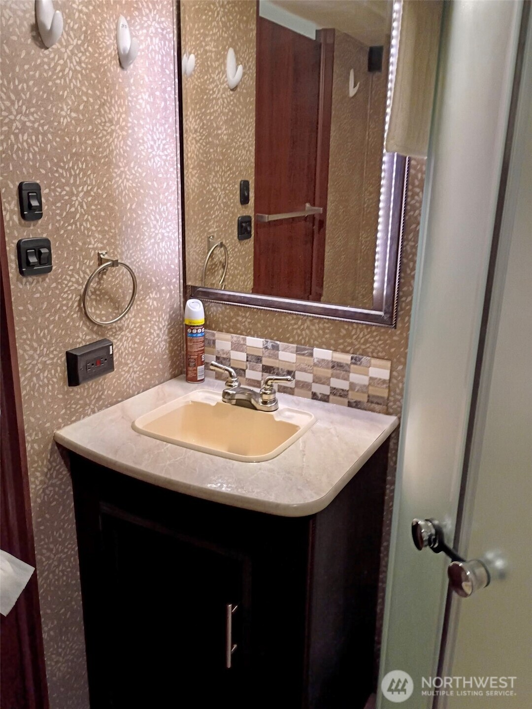 1069 B Kitt-Narcisse Road Colville, WA 99114 - Photo 35 of 40 Gallery Image 35