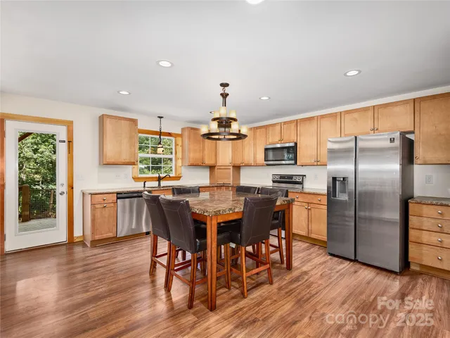 $569,900 | 114 Nature Drive, Hendersonville, NC 28792