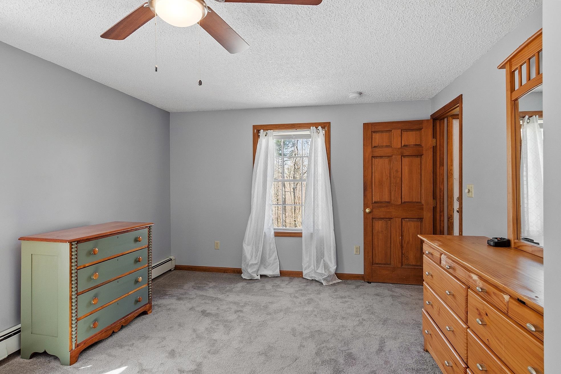 71 Mountain Road Deerfield, NH 03037 - Photo 21 of 43