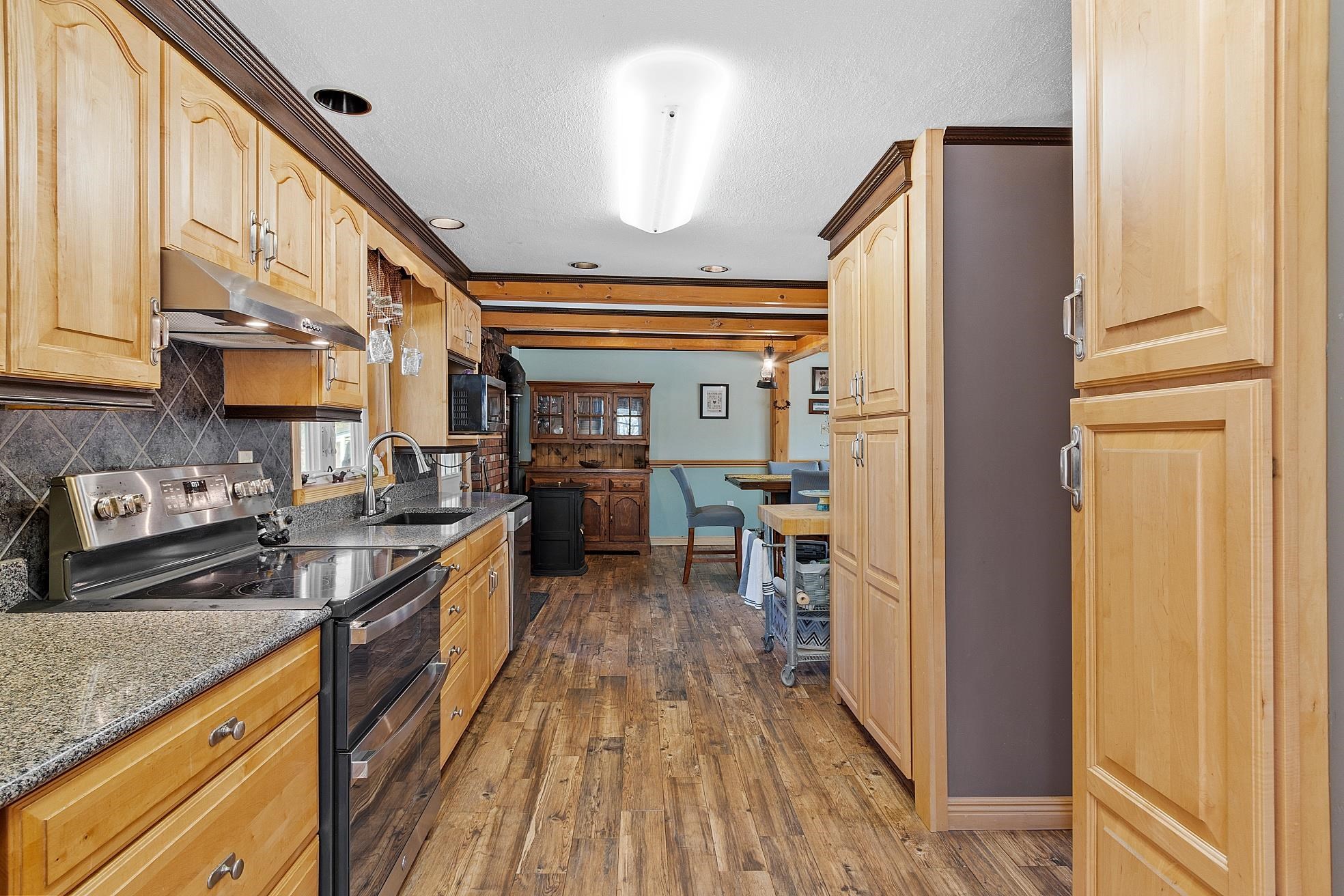 71 Mountain Road Deerfield, NH 03037 - Photo 7 of 43