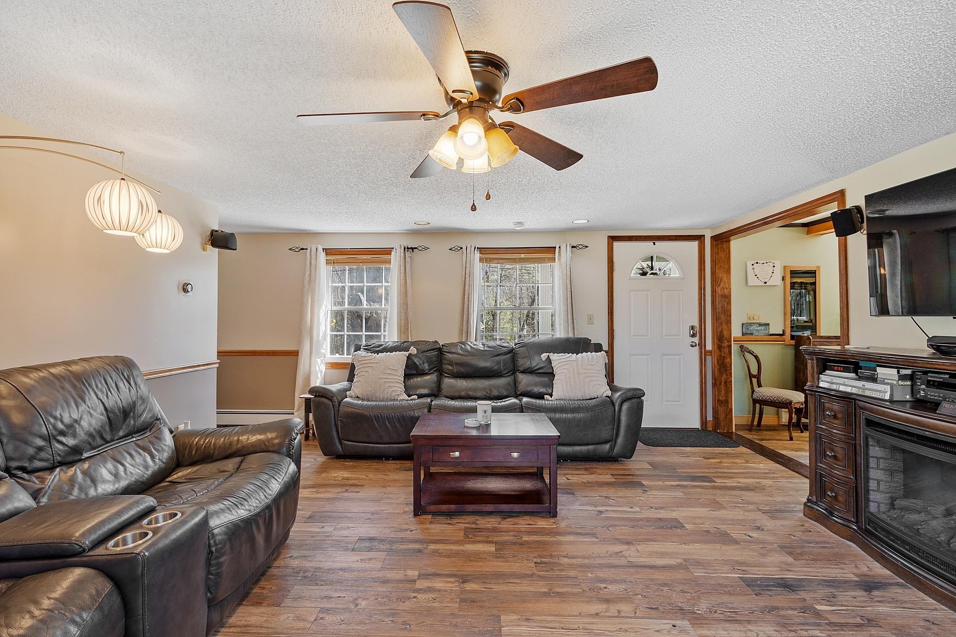 71 Mountain Road Deerfield, NH 03037 - Photo 10 of 43