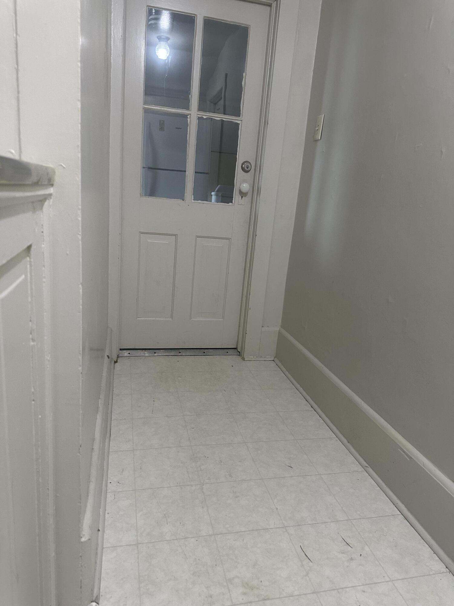 1509 North 8th Street, Unit A/UPPER Sheboygan, WI 53081 - Photo 8 of 8 IMG_9826