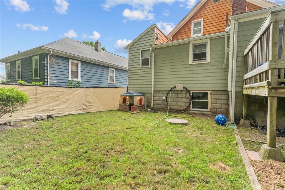 63 Pender Avenue Warwick, RI 02889 - Photo 29 of 46