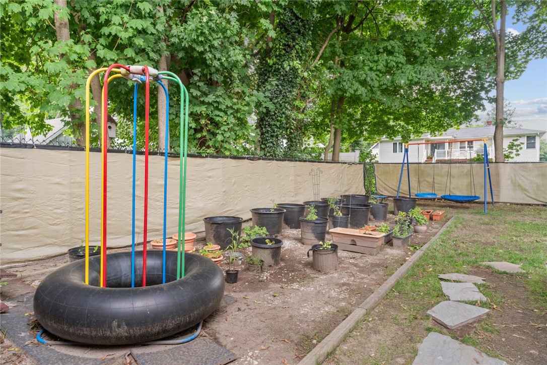 63 Pender Avenue Warwick, RI 02889 - Photo 30 of 46