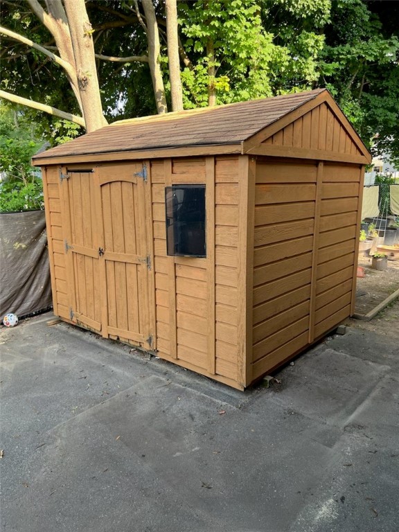 63 Pender Avenue Warwick, RI 02889 - Photo 32 of 46