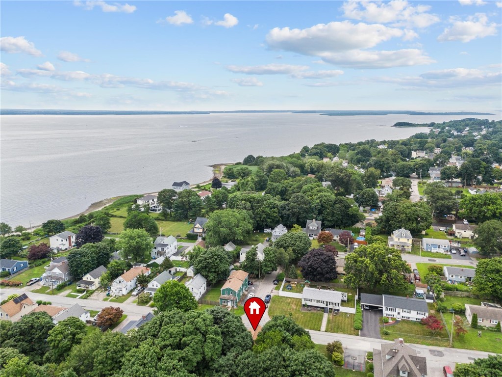 63 Pender Avenue Warwick, RI 02889 - Photo 37 of 46